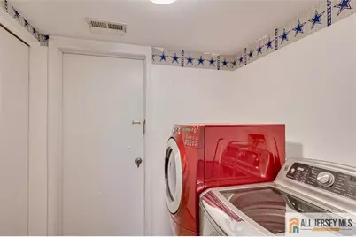 39 Sherborne Street, Franklin Township, NJ 08873 - Photo 19