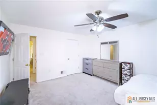 17 Heritage Ct, Ewing Township, NJ 08628 - Photo 31