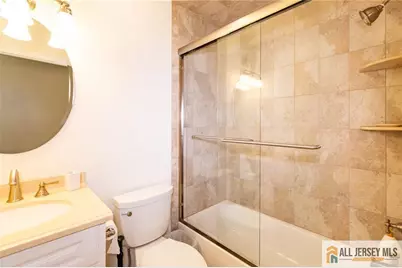 17 Heritage Court, Ewing Township, NJ 08628 - Photo 19