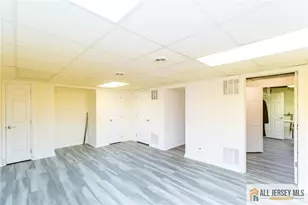17 Heritage Ct, Ewing Township, NJ 08628 - Photo 39
