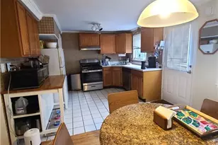213 Rose St, Metuchen, NJ 08840 - Photo 21
