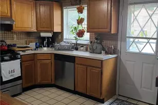 213 Rose St, Metuchen, NJ 08840 - Photo 5
