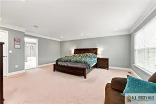 26 E Burgess Dr, Piscataway Township, NJ 08854 - Photo 17