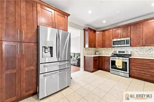 26 E Burgess Dr, Piscataway Township, NJ 08854 - Photo 11