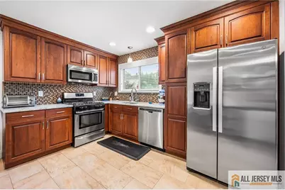 [Address not provided], Middlesex, NJ 08846 - Photo 7