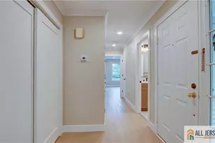 106 Blackbird Dr, Monroe Township, NJ 08831 - Photo 5