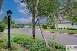 106 Blackbird Dr, Monroe Township, NJ 08831 - Photo 3