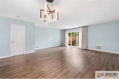 11 Canterbury Circle, Franklin Township, NJ 08873 - Photo 5