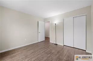 11 Canterbury Cir, Franklin Township, NJ 08873 - Photo 19