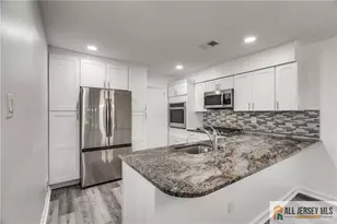 130 Winchester Way, Franklin Township, NJ 08873 - Photo 15