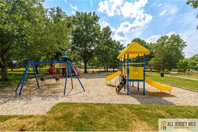 130 Winchester Way, Franklin Township, NJ 08873 - Photo 45