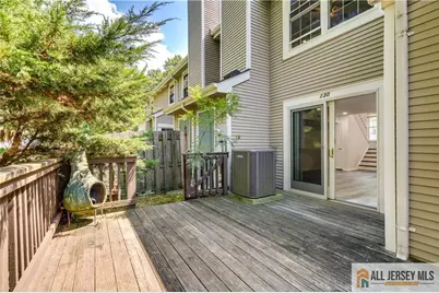 130 Winchester Way, Franklin Township, NJ 08873 - Photo 35