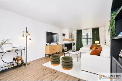 503 Chester Court, Helmetta, NJ 08828 - Photo 3