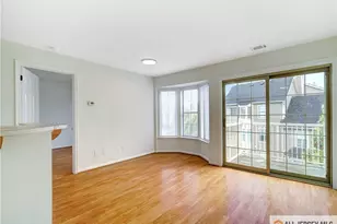 130 Longfield Ct, East Brunswick Township, NJ 08816 - Photo 9