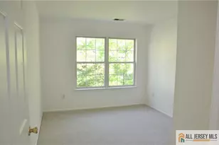 1704 Cypress Ln, East Brunswick Township, NJ 08816 - Photo 5