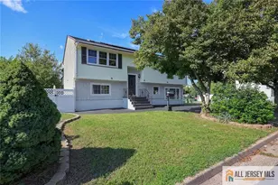 47 Gaskill Ave, Edison, NJ 08817 - Photo 1