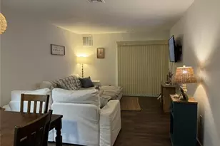 194 Yorkshire Court, Old Bridge Township, NJ 08857 - Photo 3