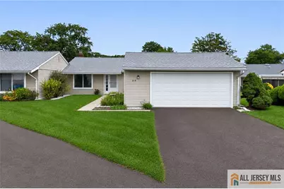 21 Celtis Plaza #21B, Monroe Township, NJ 08831 - Photo 1