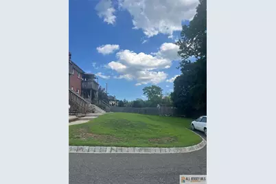110 Buckelew Avenue #7, Jamesburg, NJ 08831 - Photo 5