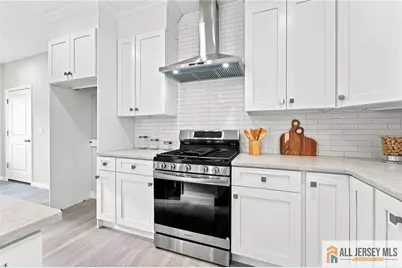 160 Hillside Avenue, Piscataway Township, NJ 08854 - Photo 9