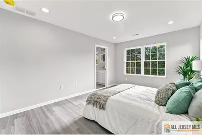 146 Hillside Avenue, Piscataway Township, NJ 08854 - Photo 17