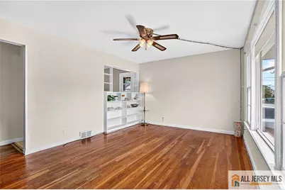 68 Oak Street, Carteret, NJ 07008 - Photo 5