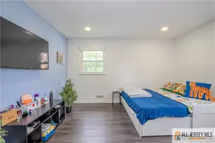 21 Pennington Ave, Colonia, NJ 07067 - Photo 19