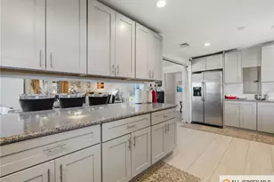 899 Green St, Iselin, NJ 08830 - Photo 11