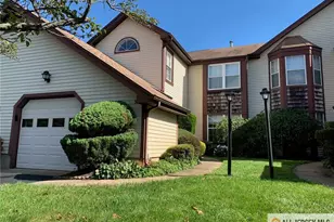 3 Edinburgh Dr, Monroe Township, NJ 08831 - Photo 1