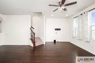 21 Green St, North Brunswick Township, NJ 08902 - Photo 9