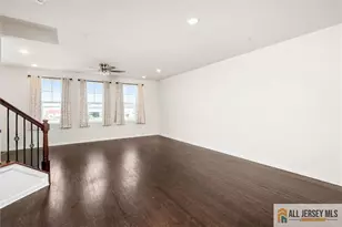 21 Green St, North Brunswick Township, NJ 08902 - Photo 7