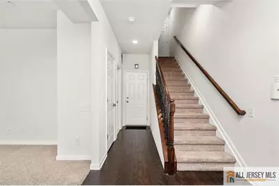 21 Green Street, North Brunswick Township, NJ 08902 - Photo 3