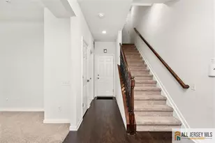 21 Green St, North Brunswick Township, NJ 08902 - Photo 3