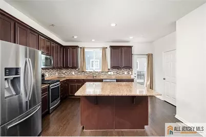 21 Green Street, North Brunswick Township, NJ 08902 - Photo 11