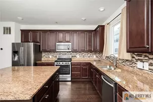 21 Green St, North Brunswick Township, NJ 08902 - Photo 13