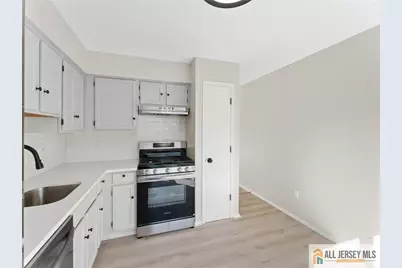 18 Spruce Street #323, Jamesburg, NJ 08831 - Photo 13