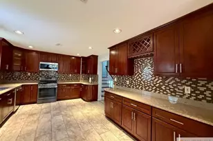 44 Drake Rd, Franklin Township, NJ 08873 - Photo 9