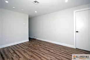 187 Newport Rd, Monroe Township, NJ 08831 - Photo 25
