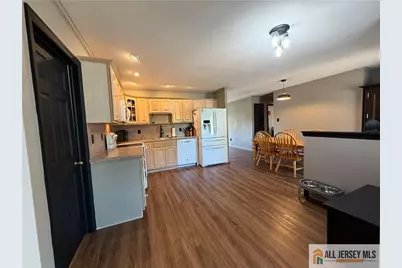 21 Drake Avenue, Monroe Township, NJ 08831 - Photo 3