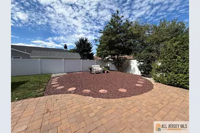 21 Drake Avenue, Monroe Township, NJ 08831 - Photo 11