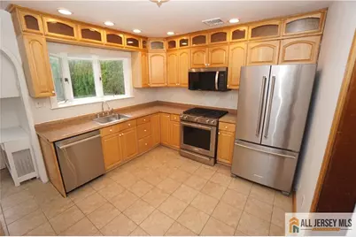 34 Rutgers Avenue, Colonia, NJ 07067 - Photo 15