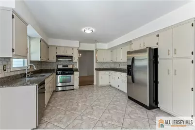 21 Eldridge Drive, East Brunswick Township, NJ 08816 - Photo 17