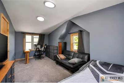 485 E Woodbridge Avenue, Avenel, NJ 07001 - Photo 17