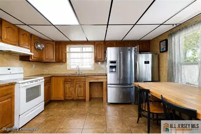 485 E Woodbridge Avenue, Avenel, NJ 07001 - Photo 9