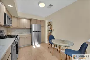 24 Catherine Ct, Old Bridge Township, NJ 08879 - Photo 5