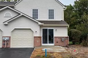 127 Sassafras Ct, North Brunswick Township, NJ 08902 - Photo 31
