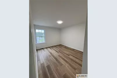 127 Sassafras Court, North Brunswick Township, NJ 08902 - Photo 25