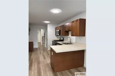 127 Sassafras Court, North Brunswick Township, NJ 08902 - Photo 11