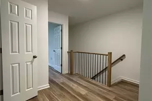 127 Sassafras Ct, North Brunswick Township, NJ 08902 - Photo 17