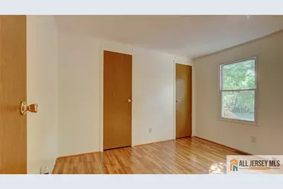 303 Woods End Court, Spotswood, NJ 08884 - Photo 23